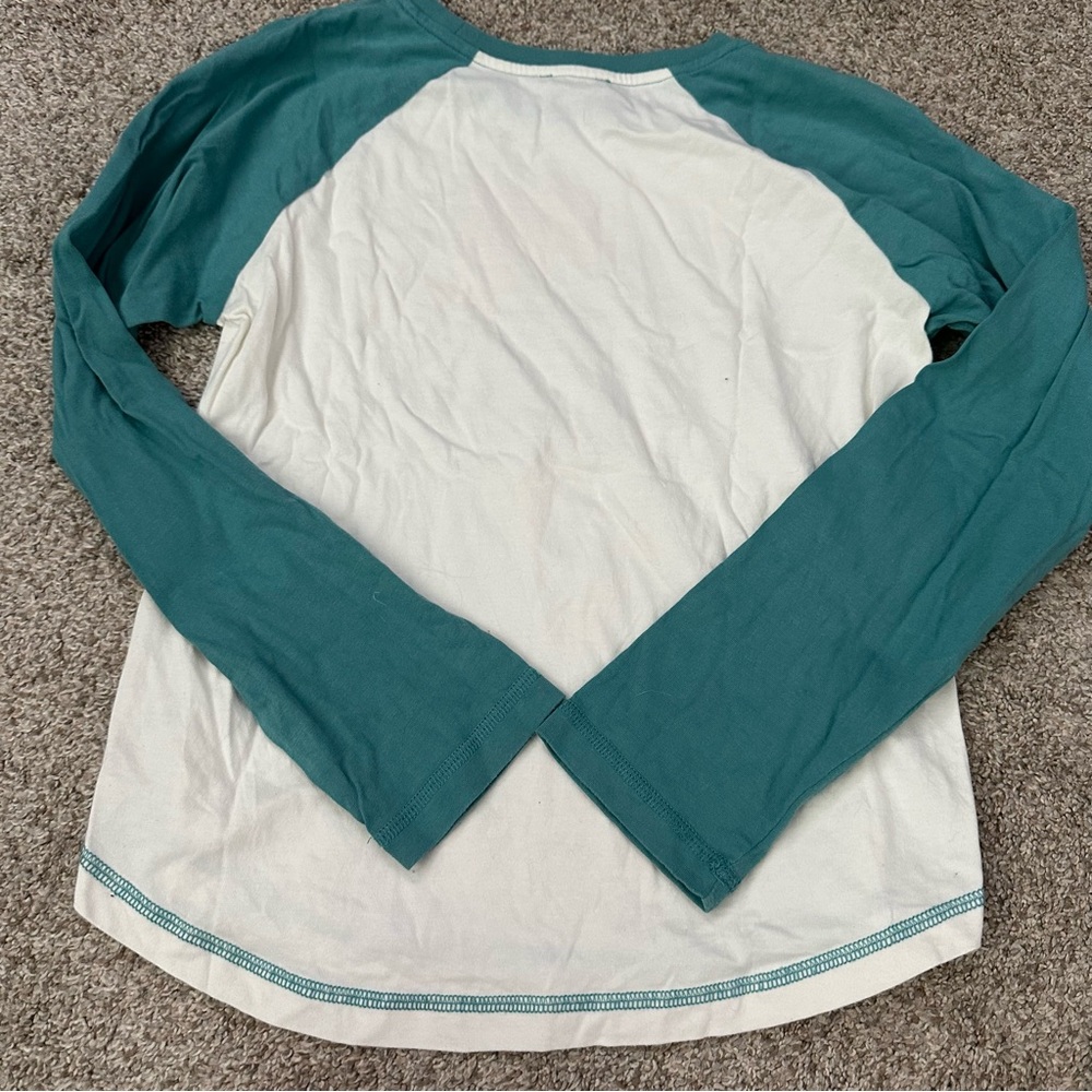 Finding Foxtale Raglan Tee - Picture 5 of 5